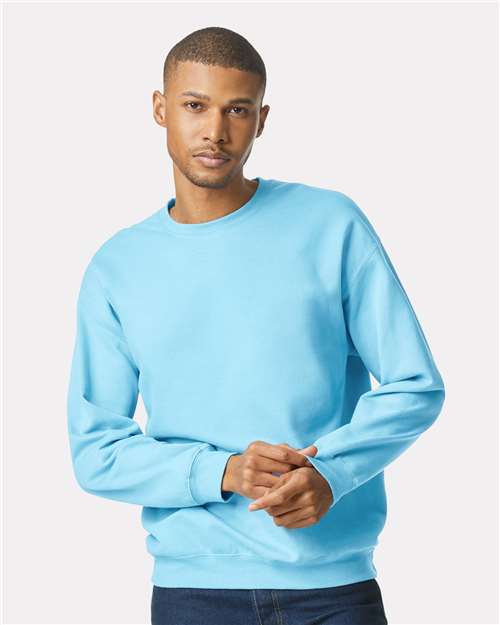 Unisexe Softstyle® mi-lourd Chandail ras-du-cou