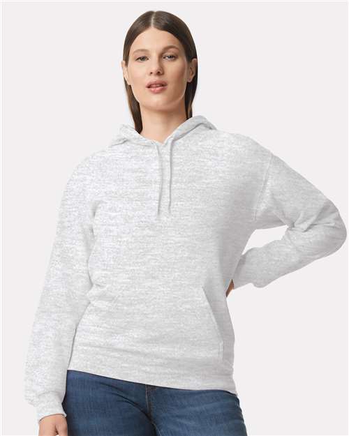 Unisexe Softstyle® mi-lourd Chandail à capuchon