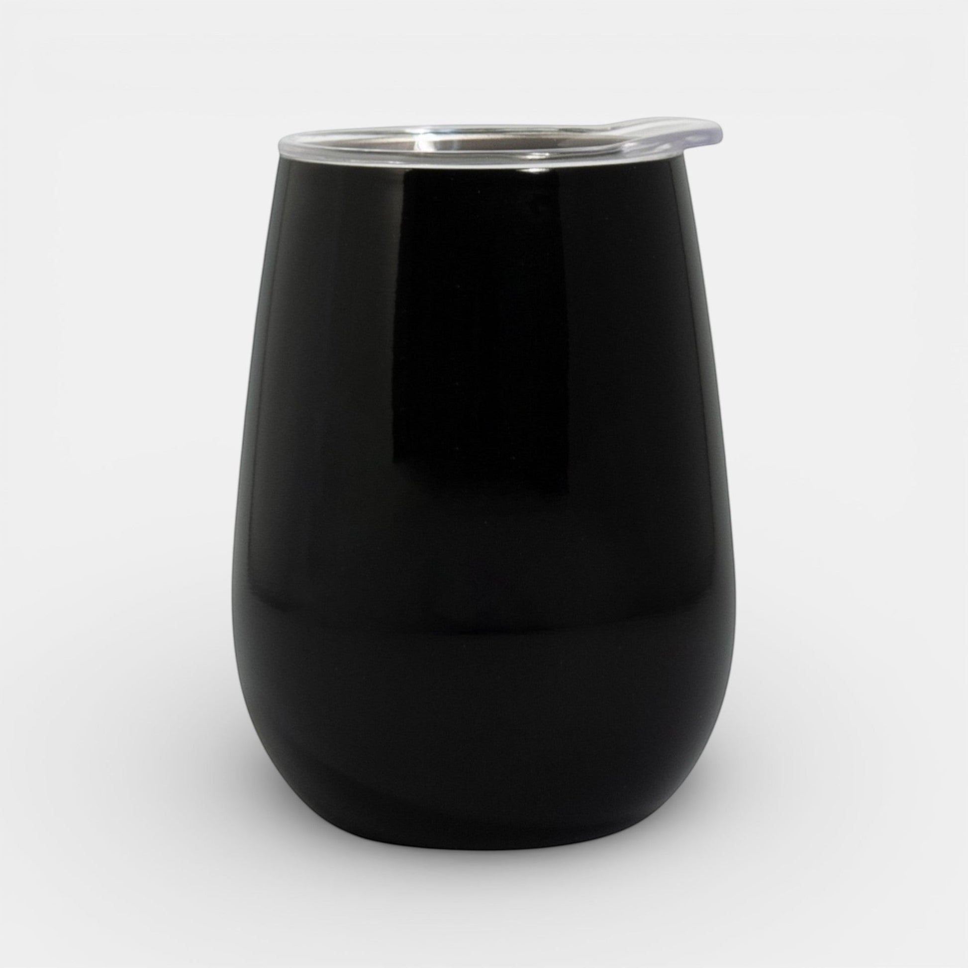 Impression M black insulated Vittis tumbler with a clear splash-proof lid for hot or cold drinks.